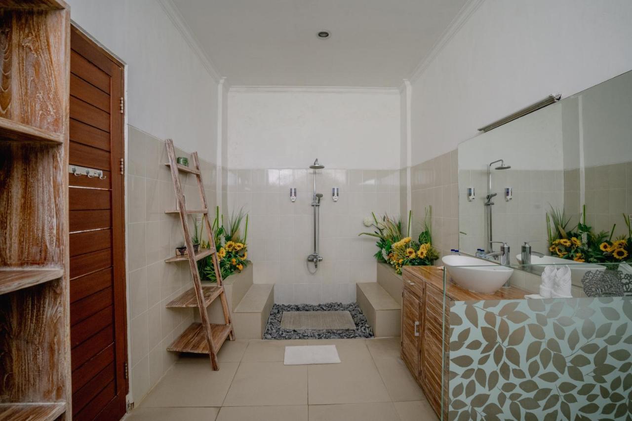 Villa Alleira Seminyak By Best Deals Asia Hospitality المظهر الخارجي الصورة